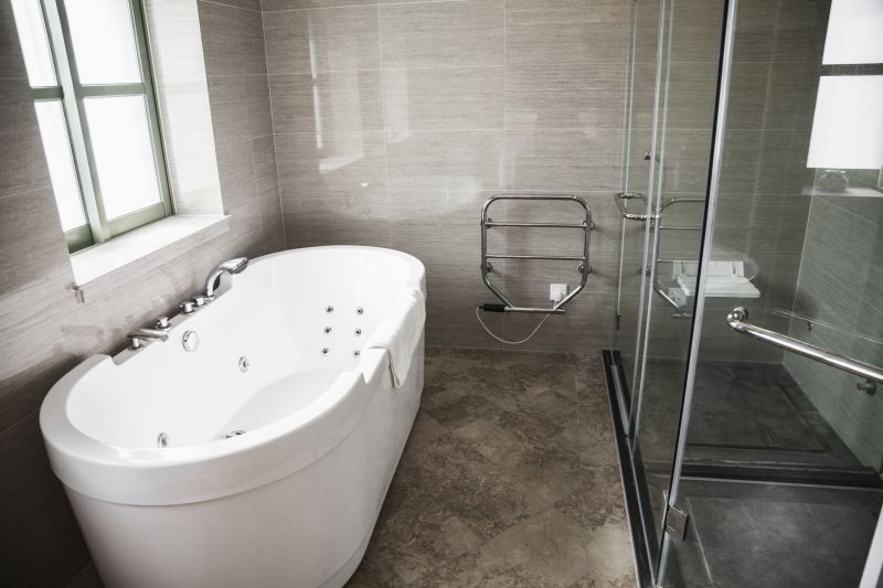 Contemporary Freestanding Bath